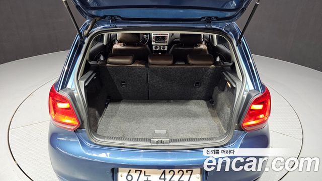 Volkswagen Polo 1.4 TDI R-Line 5th 2015 — фото 20