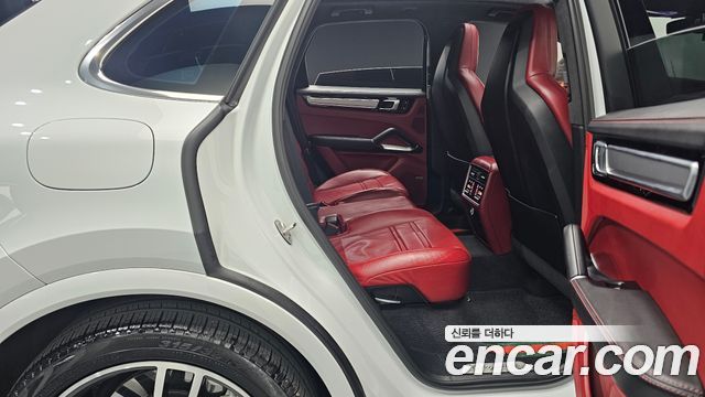 Porsche Cayenne (PO536) 4.0 Turbo 2020 — фото 12