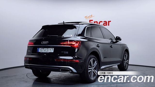 Audi Q5 (FY) 45 TFSI Quattro Premium 2021 — фото 2