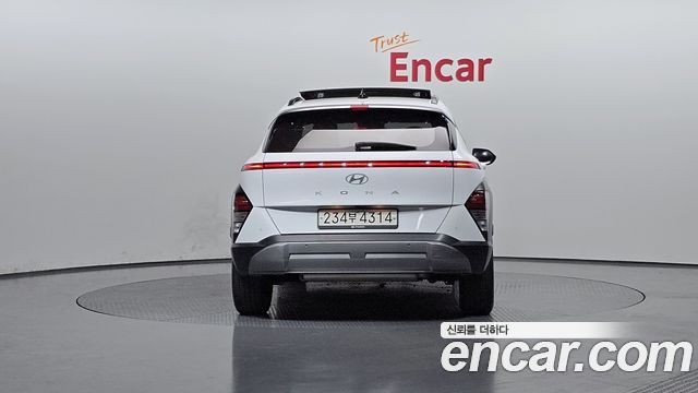 Hyundai Kona (SX2) Gasoline 1.6 Turbo 2WD Premium 2023 — фото 4