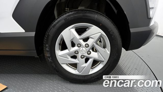Hyundai Kona (SX2) Gasoline 1.6 Turbo 2WD Premium 2023 — фото 5