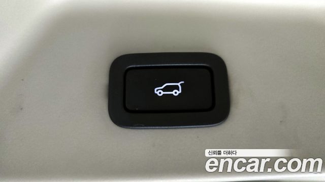 Land Rover Range Rover (IV) 4.4 SDV8 AB DIESEL 2017 — фото 24