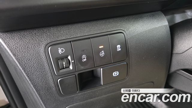 Hyundai Staria Tourer 9-Seater Modern 2023 — фото 12