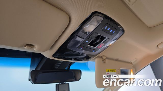 Hyundai Staria Tourer 9-Seater Modern 2023 — фото 17