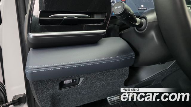 Renault Korea Grand Koleos 1.5 E-TECH Iconic 2WD 2025 — фото 13