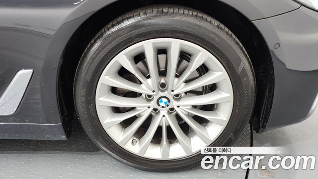 BMW 5 Series (G30) 520i Luxury 2021 — фото 5
