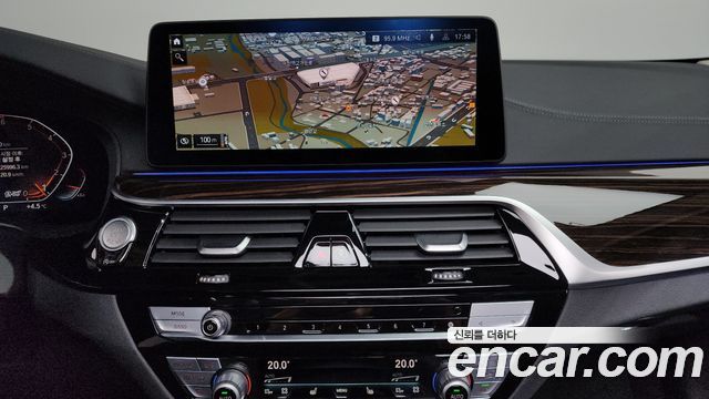 BMW 5 Series (G30) 520i Luxury 2021 — фото 14