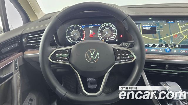 Volkswagen Touareg (III) 3.0 TDI Prestige 2023 — фото 13