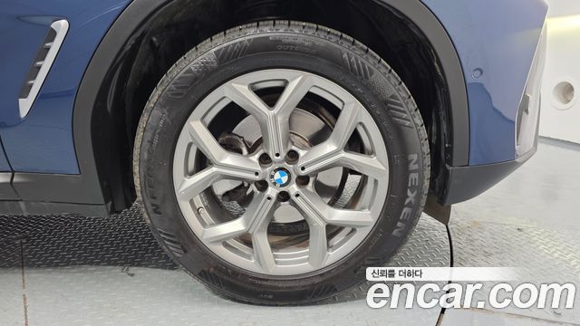 BMW X4 (G02) xDrive20i xLine 2022 — фото 5