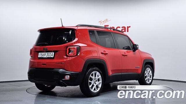 Jeep Renegade 2.4 Limited 2020 — фото 2