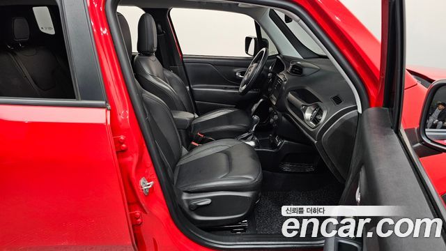 Jeep Renegade 2.4 Limited 2020 — фото 11