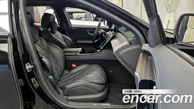 Mercedes-Benz S-Class (W223) Maybach S680 4MATIC 2024 — фото 11
