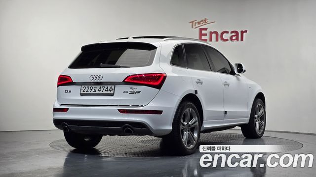 Audi Q5 45 TDI Quattro Dynamic 8R 2015 — фото 2
