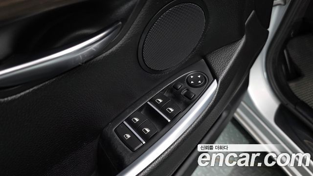 BMW 5 Series GT (F07) GT 30d 2013 — фото 19