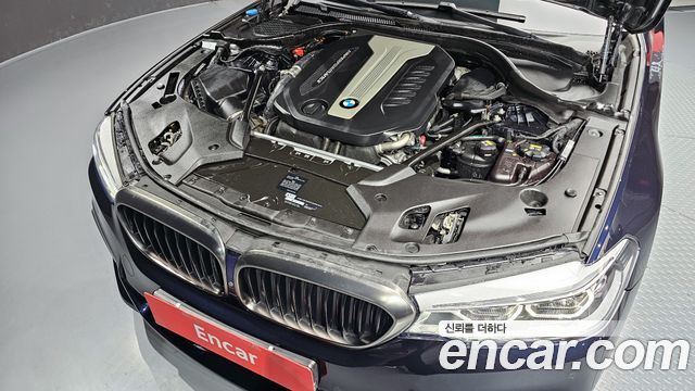 BMW 5 Series (G30) M550d xDrive 2018 — фото 6
