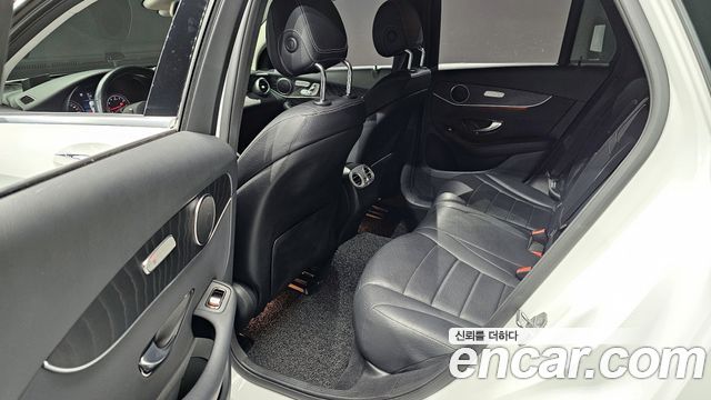 Mercedes-Benz GLC-Class (X253) GLC300 4MATIC 2019 — фото 12