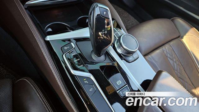 BMW 5 Series (G30) 530i xDrive M Sport Package Plus 2019 — фото 9