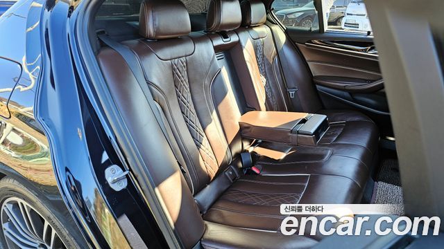BMW 5 Series (G30) 530i xDrive M Sport Package Plus 2019 — фото 12