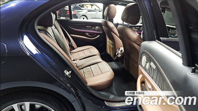 Mercedes-Benz E-Class (W213) E350 4MATIC Avantgarde 2022 — фото 16