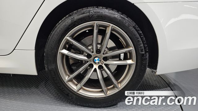 BMW 5 Series (G30) 520d M Sport Special Edition 2018 — фото 5