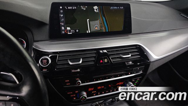 BMW 5 Series (G30) 520d M Sport Special Edition 2018 — фото 17