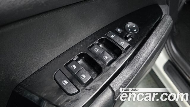 Kia Sportage (V) Gasoline 1.6 Turbo 2WD Nobleless Gravity 2023 — фото 12