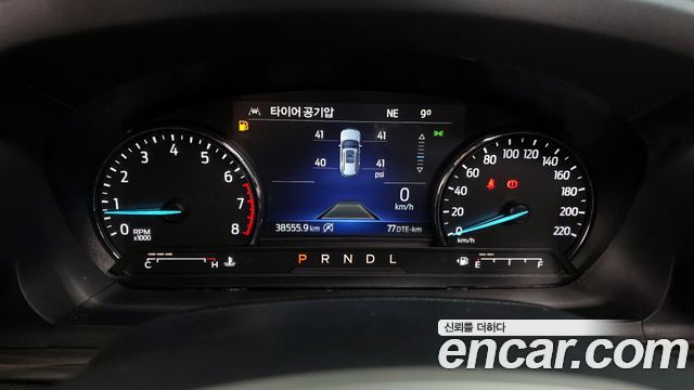 Ford Explorer (VI) 2.3 LimIted 4WD 2021 — фото 8