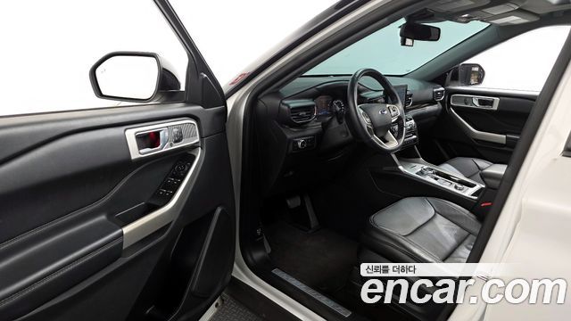 Ford Explorer (VI) 2.3 LimIted 4WD 2021 — фото 10
