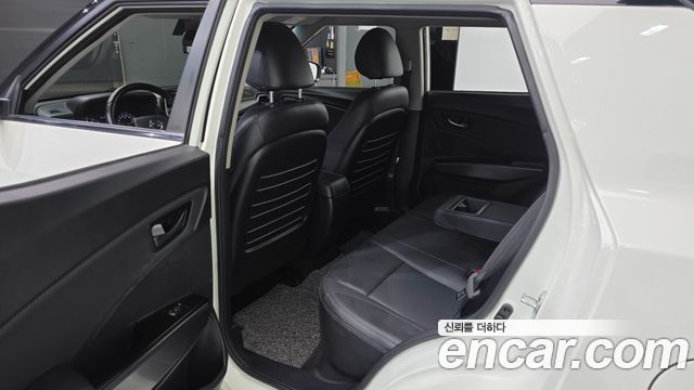 KG Mobility (SsangYong) Tivoli Air 1.5 A3 2WD 2022 — фото 11