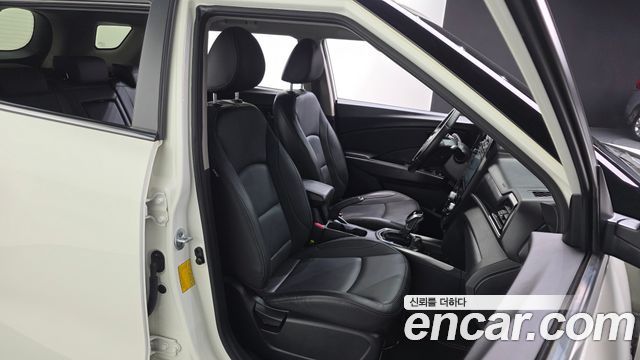 KG Mobility (SsangYong) Tivoli Air 1.5 A3 2WD 2022 — фото 12