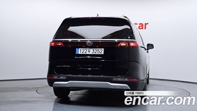Kia Carnival (IV) Diesel 9-Seater Prestige 2021 — фото 4