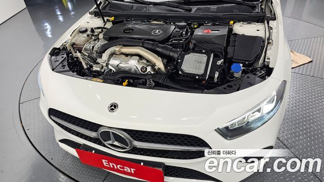 Mercedes-Benz A-Class (W177) A220 Sedan 2024 — фото 6