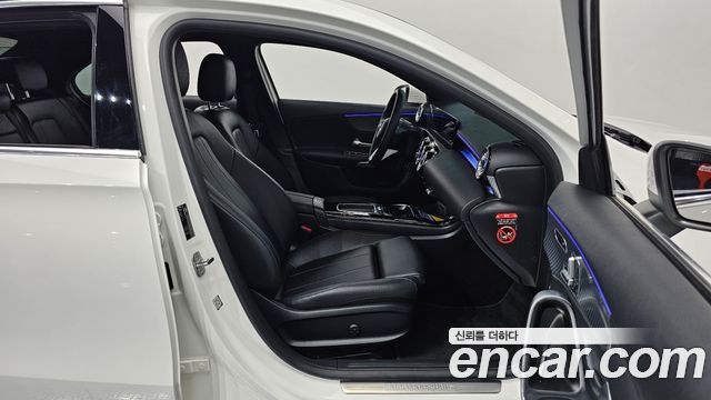 Mercedes-Benz A-Class (W177) A220 Sedan 2024 — фото 10