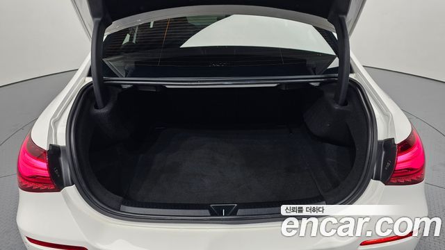 Mercedes-Benz A-Class (W177) A220 Sedan 2024 — фото 20