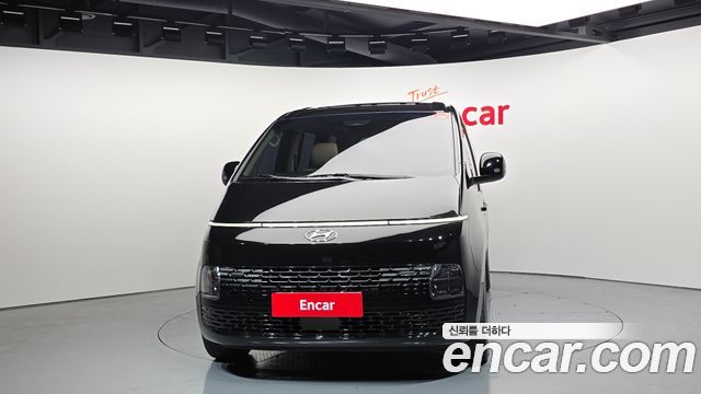 Hyundai Staria Tourer 9-Seater Modern 2024 — фото 3