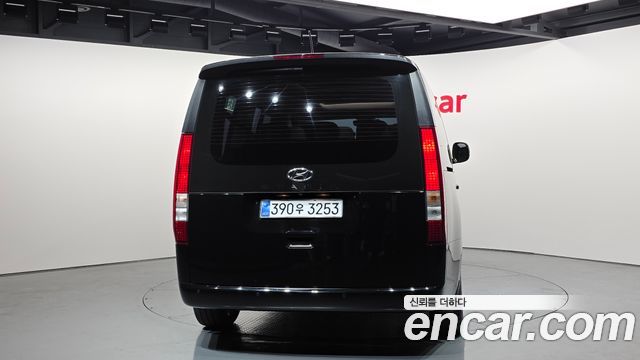Hyundai Staria Tourer 9-Seater Modern 2024 — фото 4