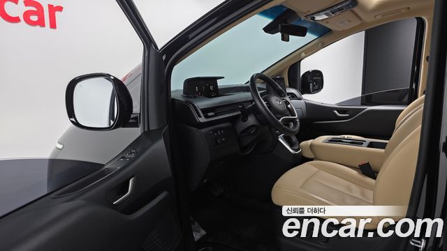 Hyundai Staria Tourer 9-Seater Modern 2024 — фото 11