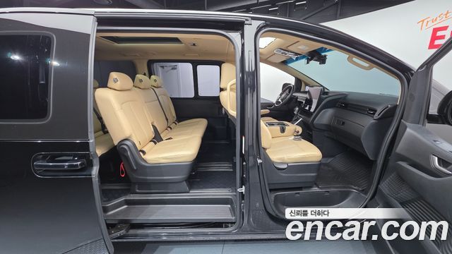 Hyundai Staria Tourer 9-Seater Modern 2024 — фото 18