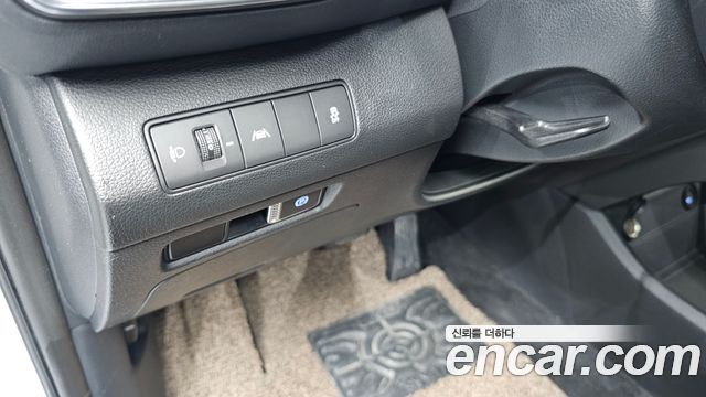 Hyundai Santa Fe Diesel 2.2 2WD Premium 2021 — фото 14