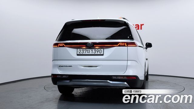Kia Carnival (IV) Diesel 9-Seater Signature 2021 — фото 4