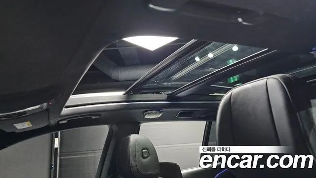 Mercedes-Benz GLS-Class (X167) Maybach GLS600 4MATIC 2023 — фото 23