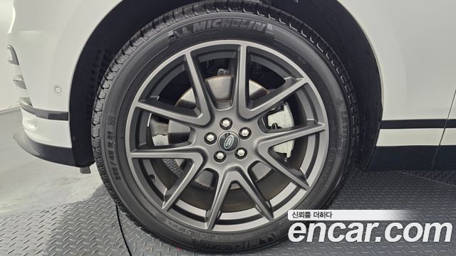 Land Rover Range Rover Velar 3.0 P400 Dynamic HSE 2025 — фото 5