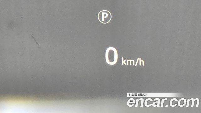 Land Rover Range Rover Velar 3.0 P400 Dynamic HSE 2025 — фото 17