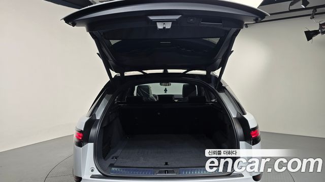 Land Rover Range Rover Velar 3.0 P400 Dynamic HSE 2025 — фото 20