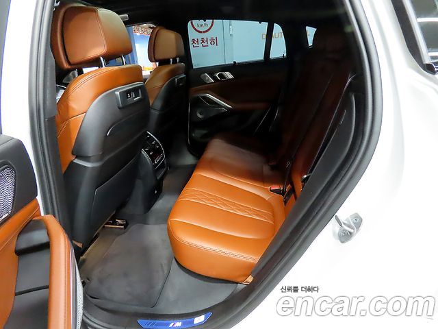 BMW X6 (G06) M50i 2023 — фото 15