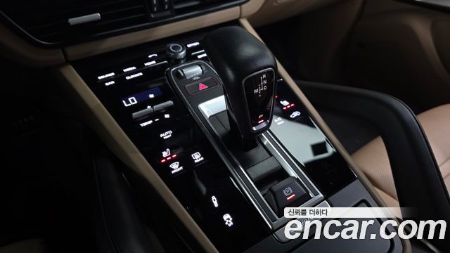 Porsche Cayenne (PO536) 4.0 Turbo Coupe 2020 — фото 9