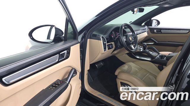 Porsche Cayenne (PO536) 4.0 Turbo Coupe 2020 — фото 12