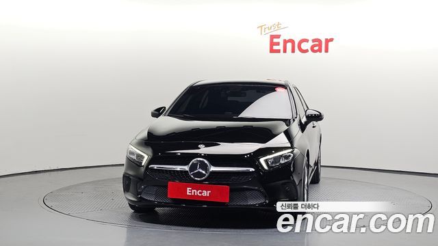 Mercedes-Benz A-Class (W177) A220 Sedan 2020 — фото 3