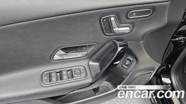 Mercedes-Benz A-Class (W177) A220 Sedan 2020 — фото 15
