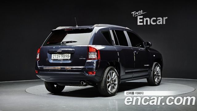 Jeep Compass 2.4 Limited 1st 2016 — фото 2